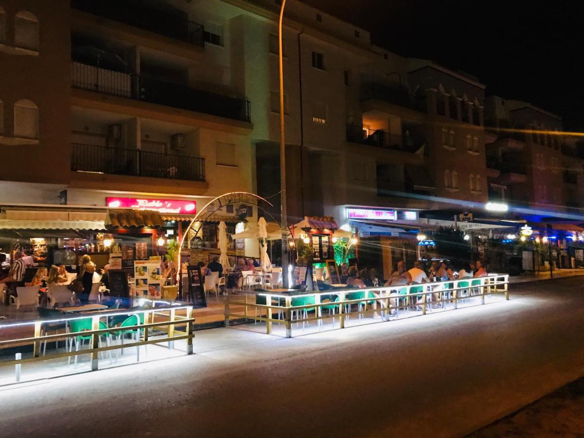 Lovely Apartment In Playa Flamenca Orihuela Bagian luar foto